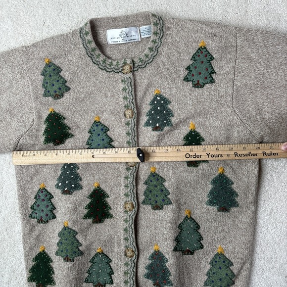 Design Options Philip & Jane Gordon Cardigan Sweater Large Beige Christmas Tree - Picture 4 of 7